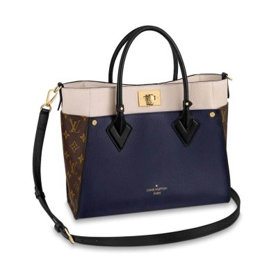 Wholesale Luxury Louis Vuitton On My Side M55933