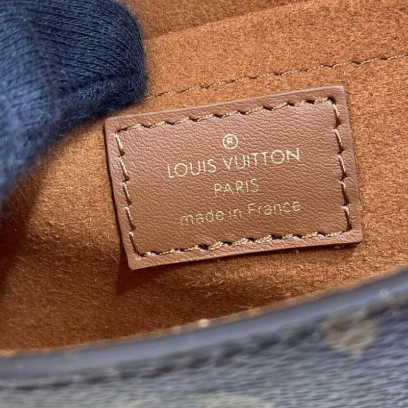 Wholesale Luxury Louis Vuitton Padlock On Strap M80559 M80763 - Image 14
