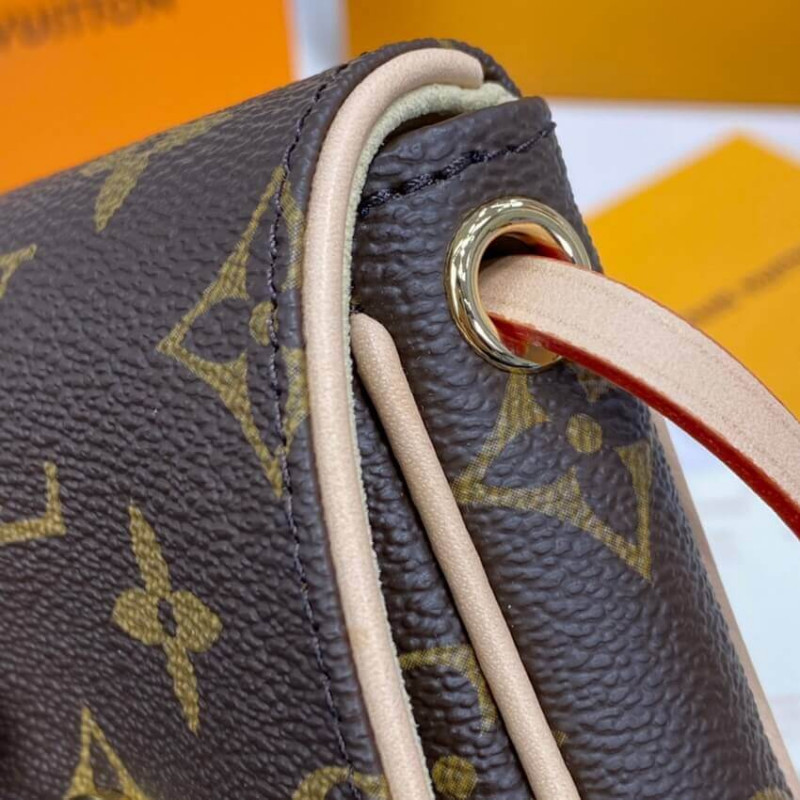 Wholesale Luxury Louis Vuitton Pochette Cancun Pouch M60018 - Image 11