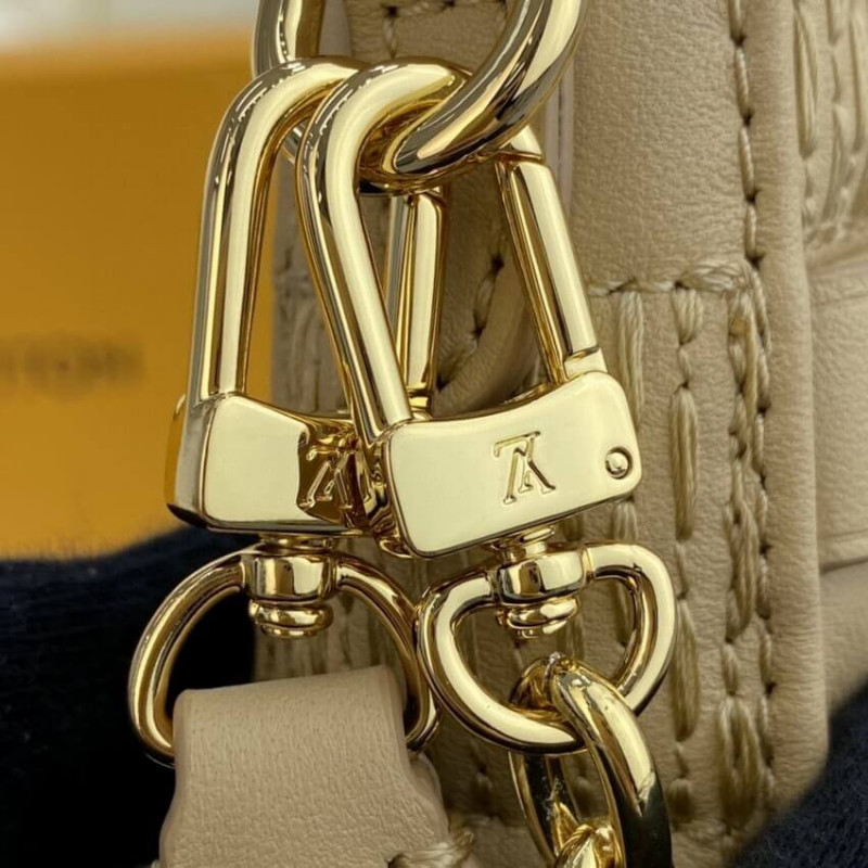 Wholesale Luxury Louis Vuitton Pochette Troca M59046 M59048 M59049 - Image 12