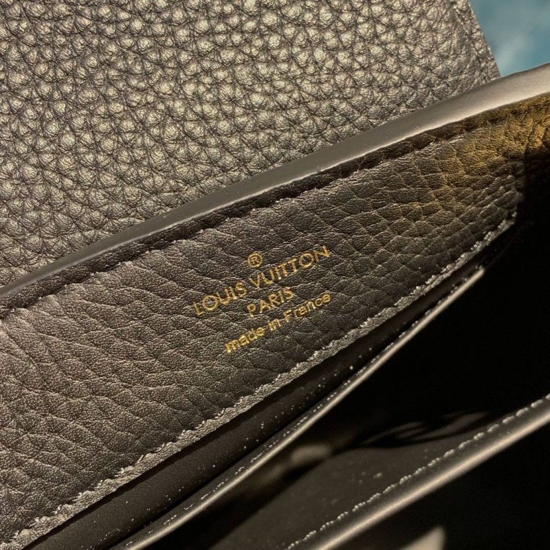 Wholesale Luxury Louis Vuitton Taurillon And Python Leather Capucines Mini N97075 - Image 6