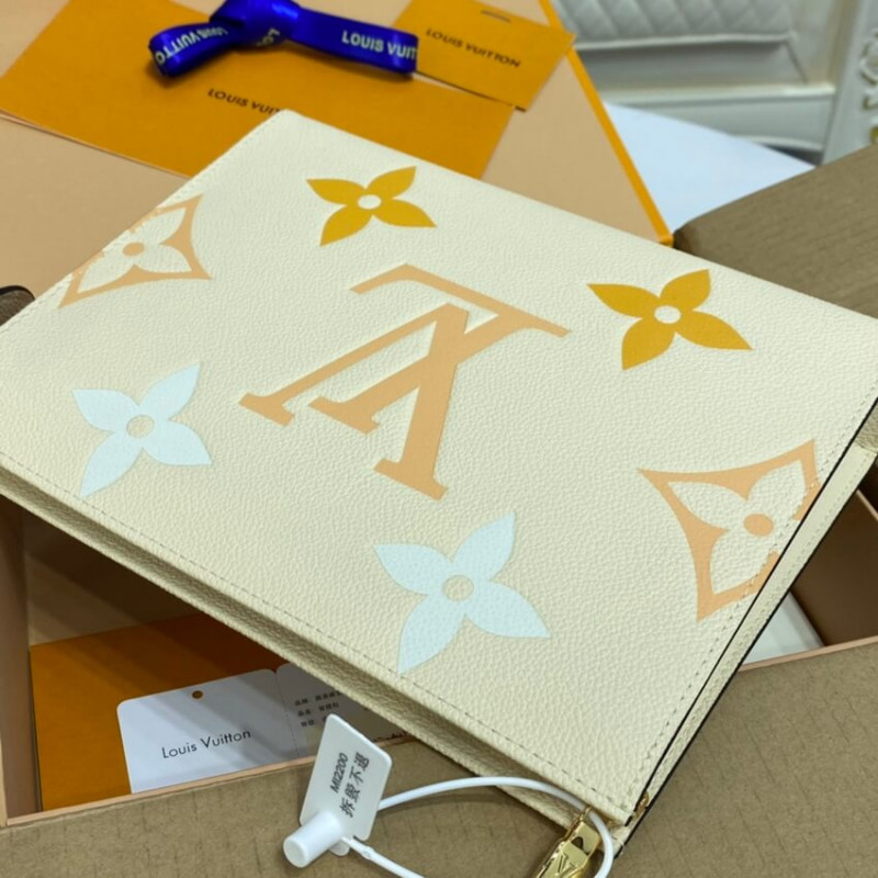 Wholesale Luxury Louis Vuitton Toiletry Pouch 26 M80504 - Image 8