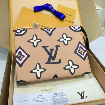 Alternative view of Wholesale Luxury Louis Vuitton Toiletry Pouch 26 M80751 M80752