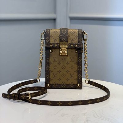 Alternative view of Wholesale Luxury Louis Vuitton Vertical Trunk Pochette M67873
