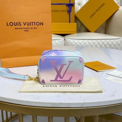 Alternative view of Wholesale Luxury Louis Vuitton Wapity Case M81339