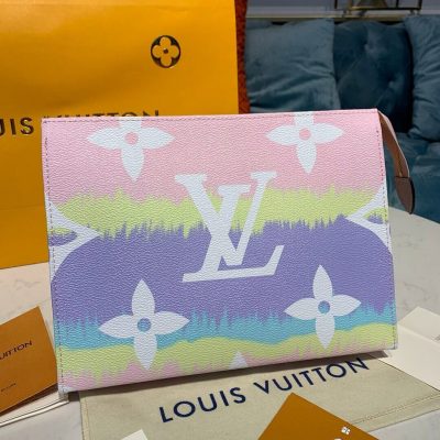 Alternative view of Wholesale Luxury Lv Escale Poche Toilette 26 M69136 M69137