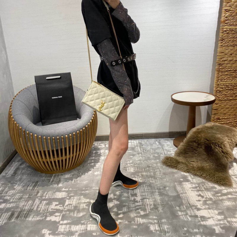 Wholesale Luxury Saint Laurent Becky Chain Wallet In Quilted Lambskin 585031 - Image 5