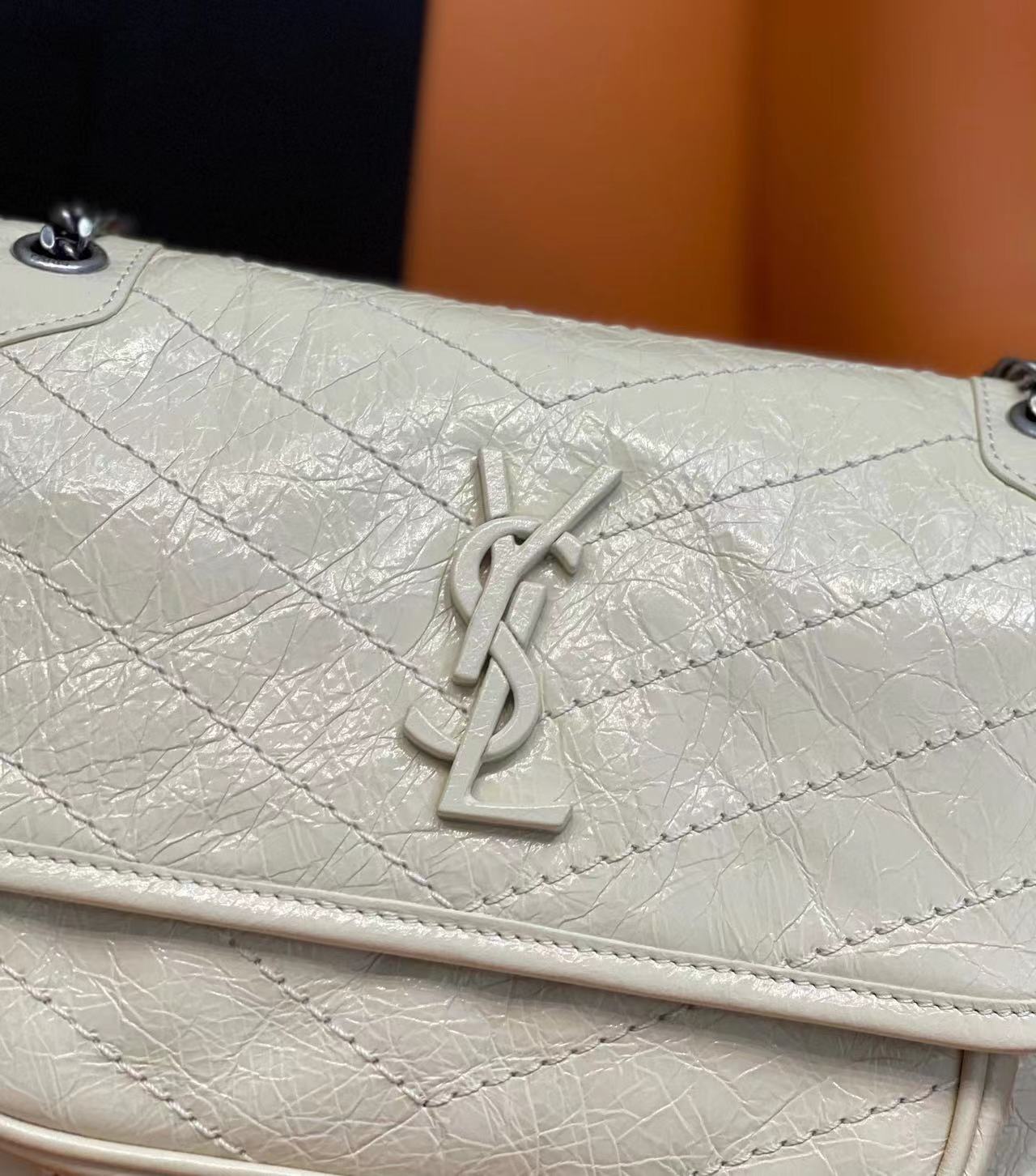 Wholesale Luxury Ysl Saint Laurent Niki Baby Mini Quilted Crinkled Glossed-Leather Shoulder Bag 6331600En04 - Image 2
