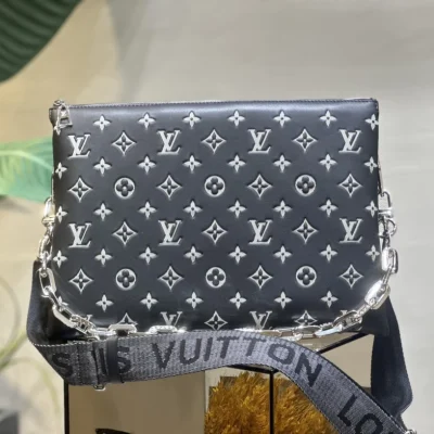 Wholesale Luxury Louis Vuitton Coussin Monogram Lambskin Mm M21661 Black/Gray
