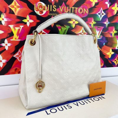 Alternative view of Wholesale Luxury Louis Vuitton Artsy Mm Classic Monogram Empreinte Mbossed White Leather Shoulder Bag M93449
