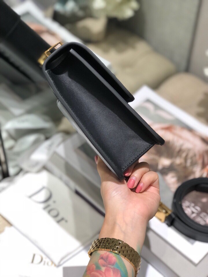 Wholesale Luxury Dior 30 Montaigne Bag Black Box Calfskin M9203Umos_M911 - Image 4