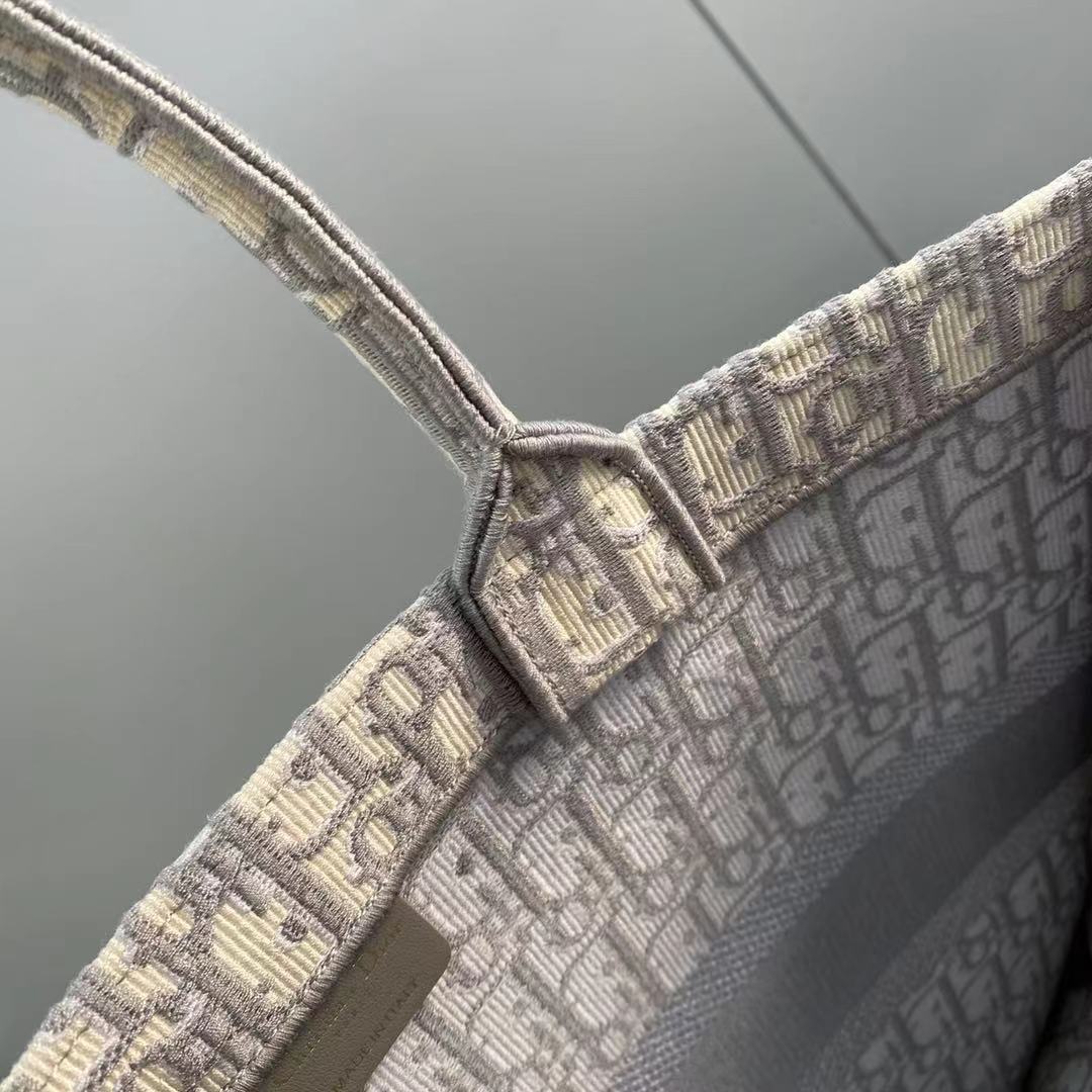 Wholesale Luxury Dior Book Tote Medium Gray Dior Oblique Embroidery M1296Zriw_M932 - Image 2
