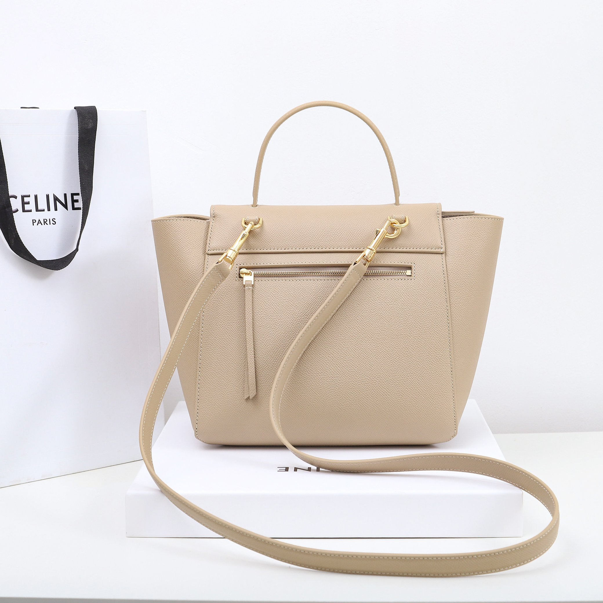 Wholesale Luxury Celine Luggage Handbag In Drummed Calfskin - Image 9