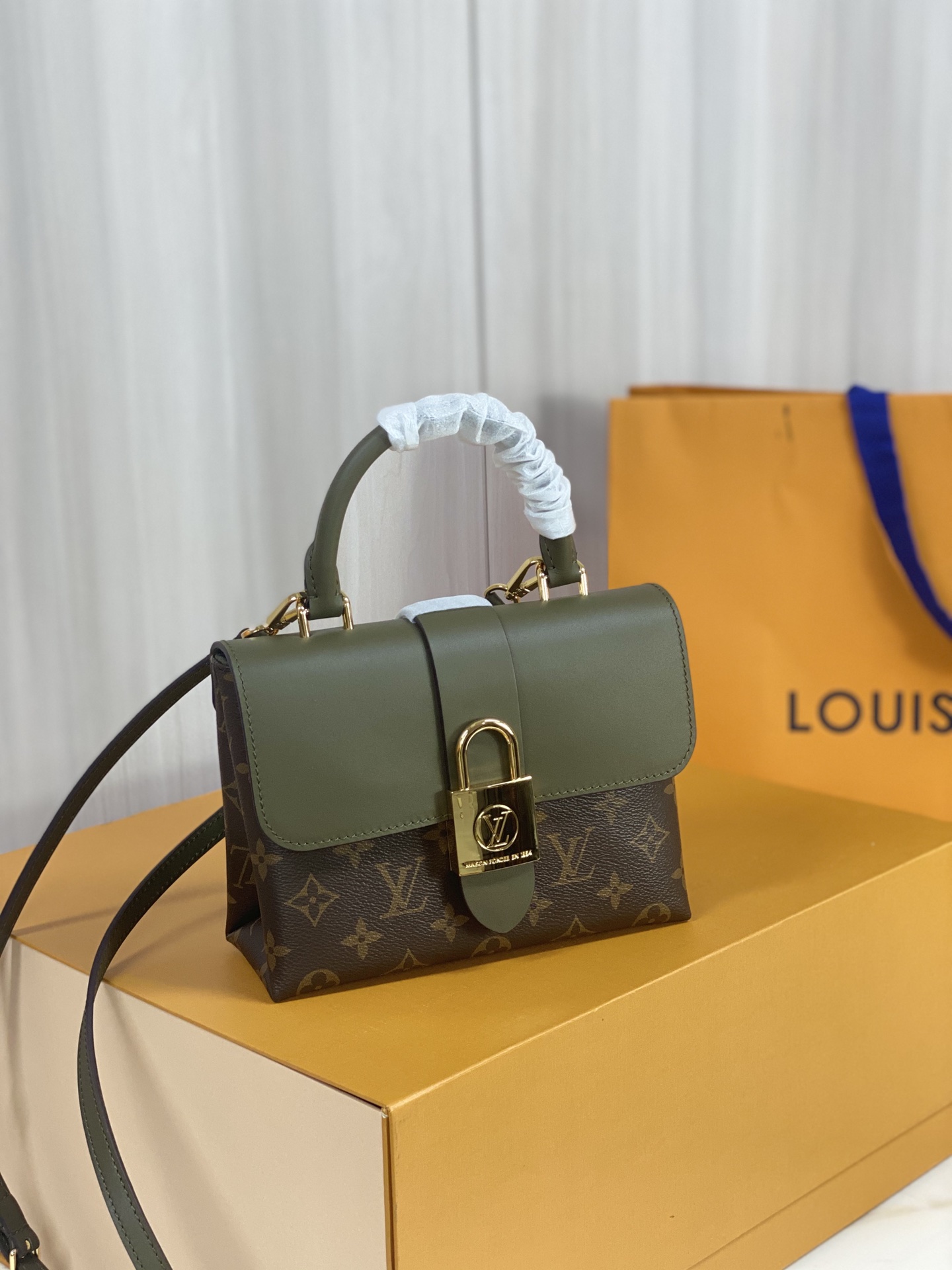 Wholesale Luxury Louis Vuitton Locky Bb M44797