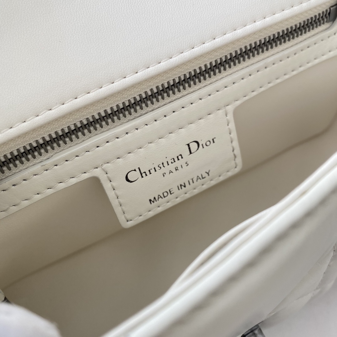 Wholesale Luxury Dior Small Caro Bag M9241Bngk_M030 - Image 5