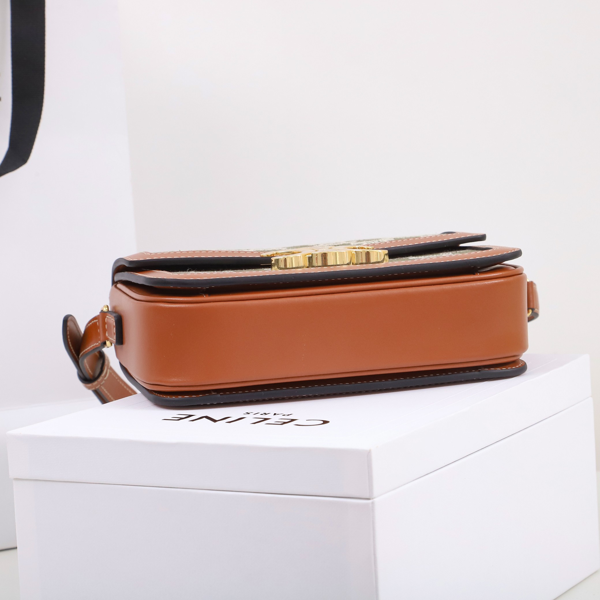Wholesale Luxury Celine Classique Triomphe Bag - Image 7