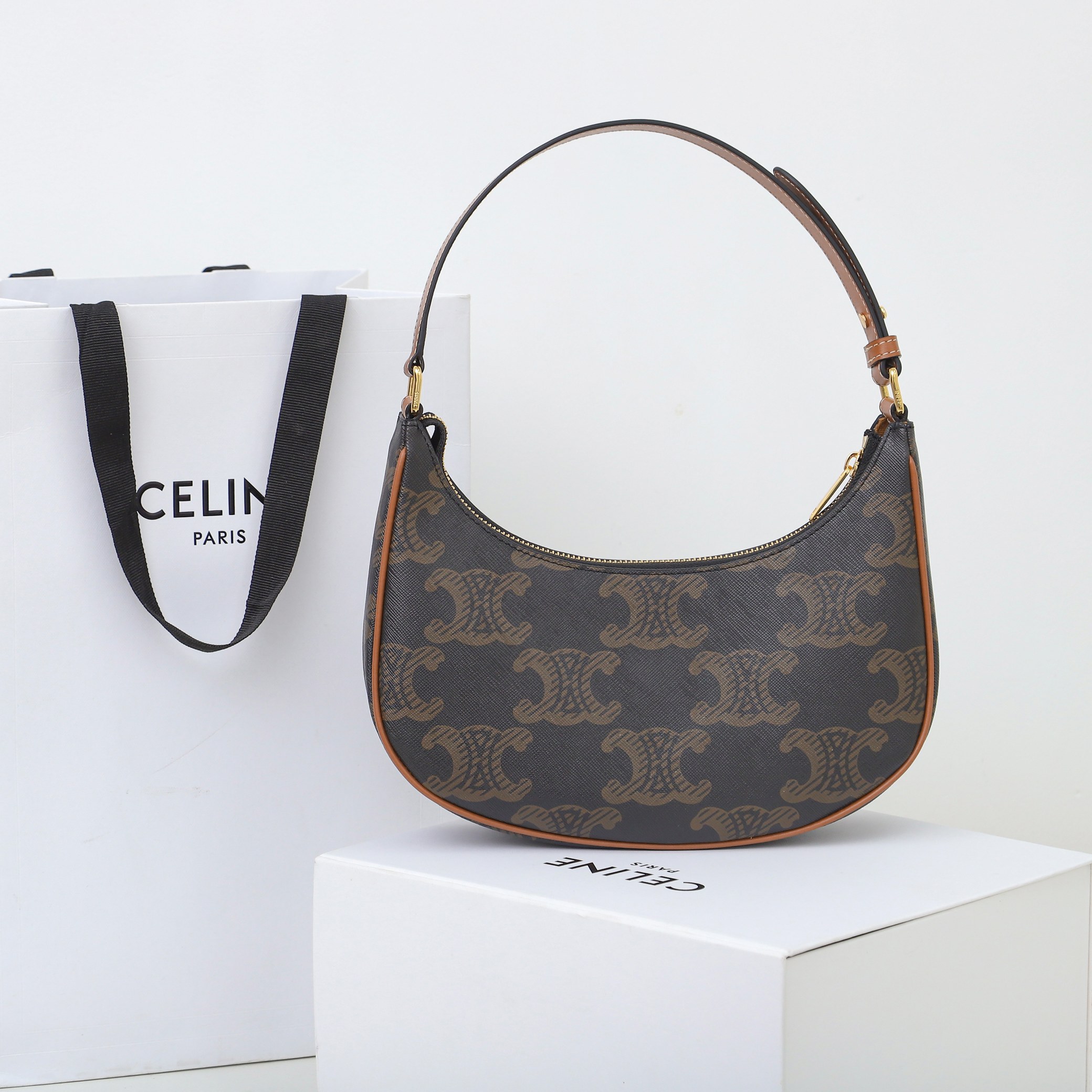 Wholesale Luxury Celine Ava Bag In Triomphe Canvas - Image 9