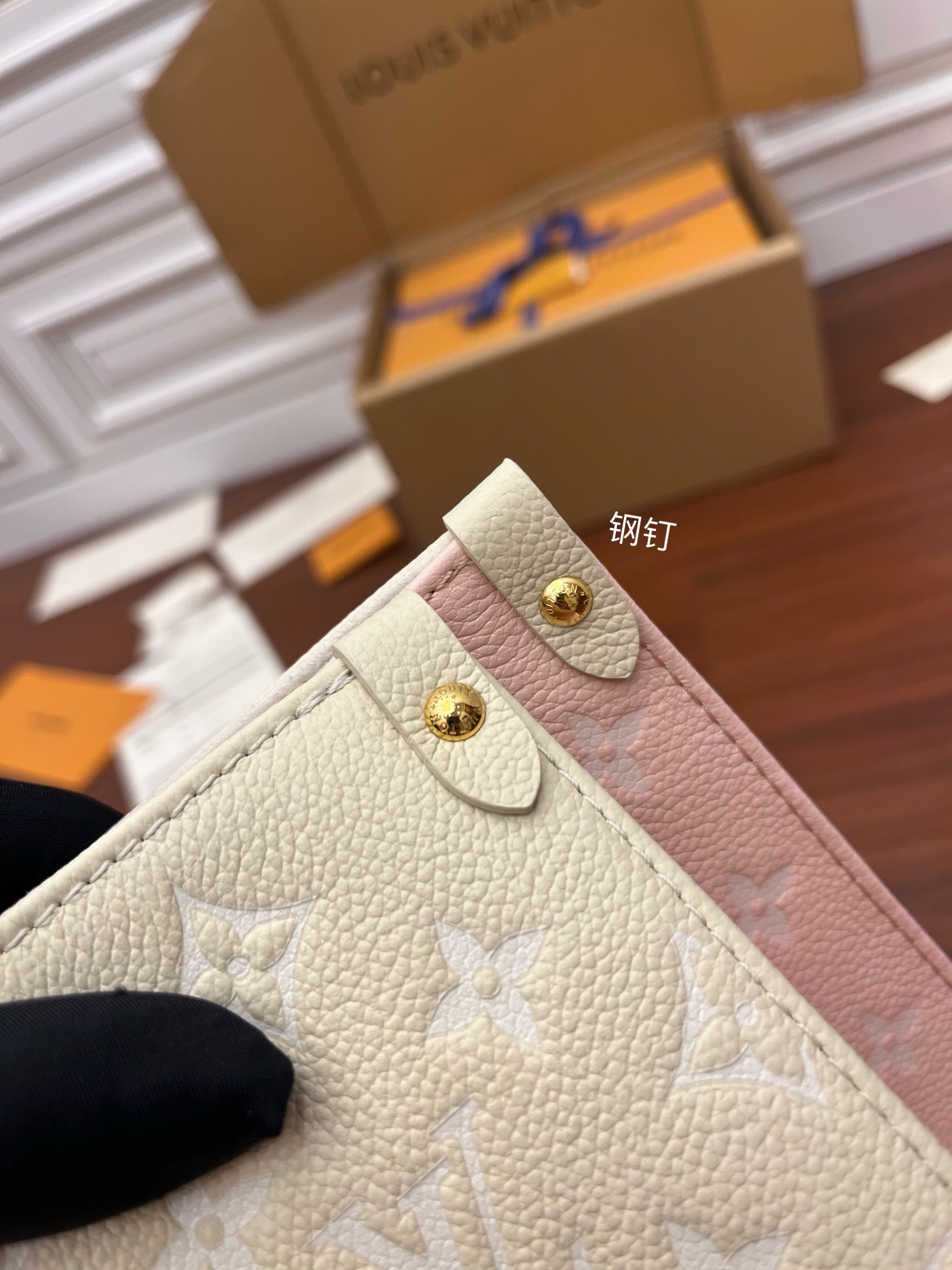 Wholesale Luxury Louis Vuitton Onthego Mm Rose Beige M46128 - Image 9