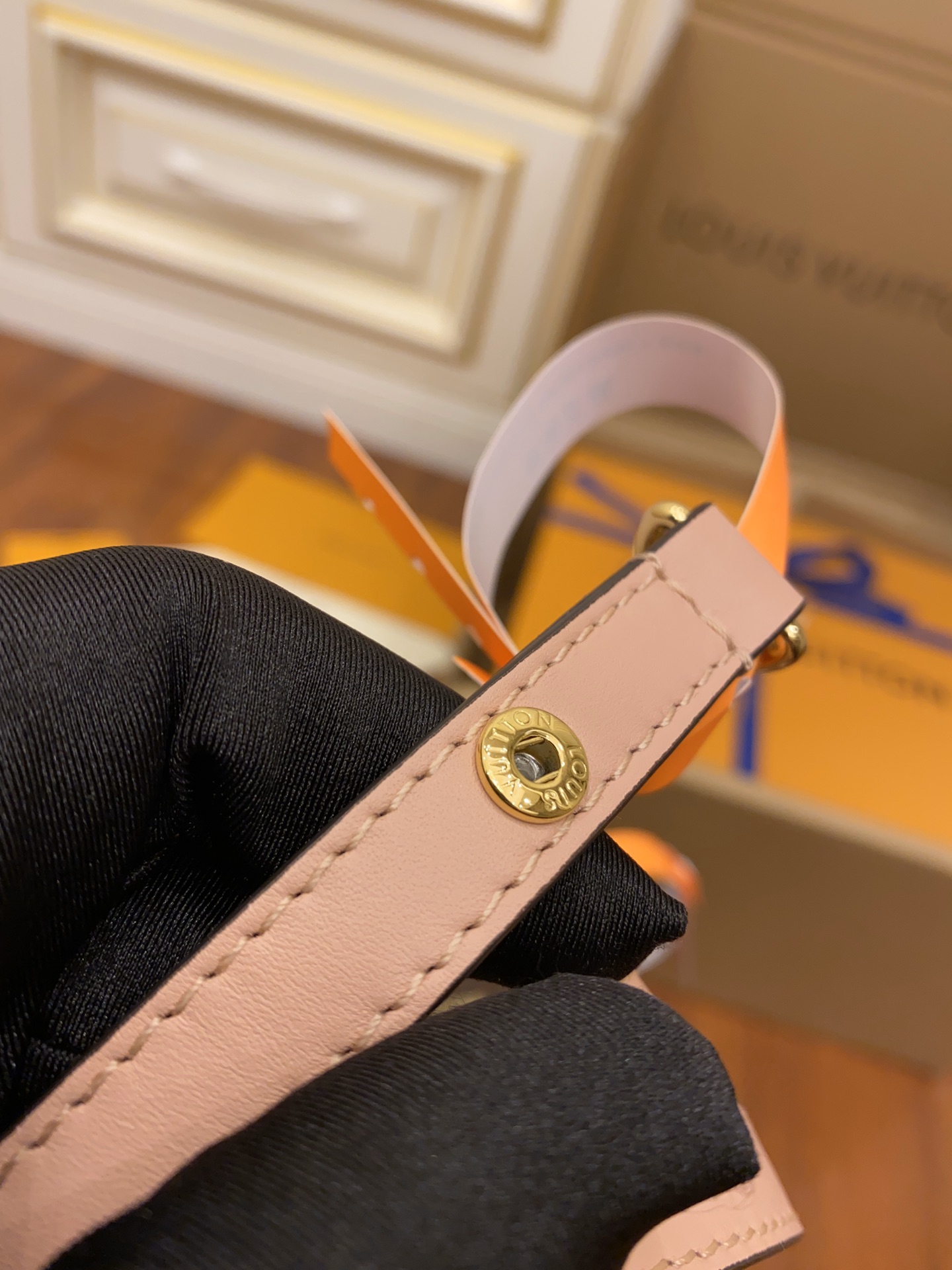 Wholesale Luxury Louis Vuitton Neonoe Mm M44022 - Image 6