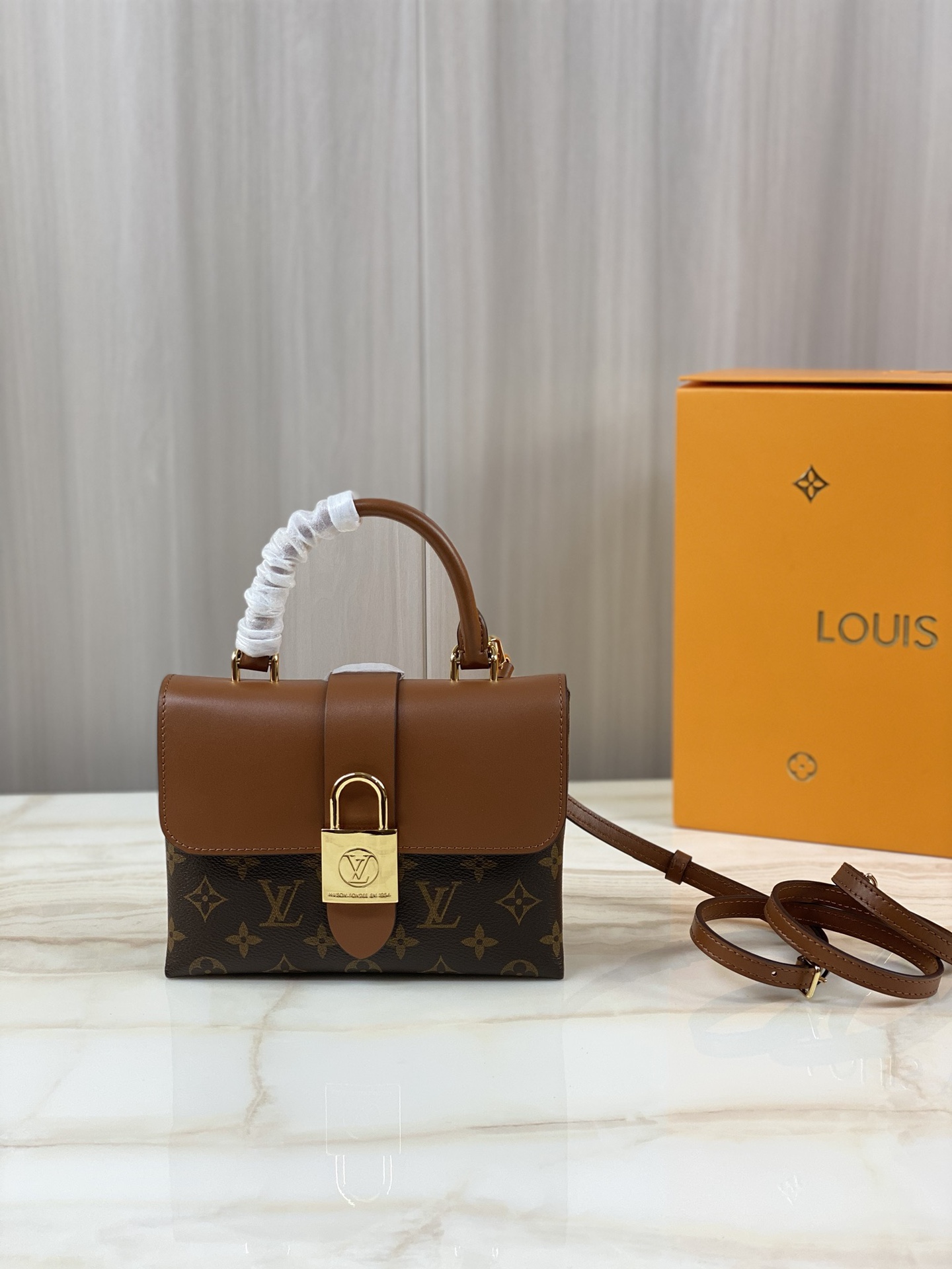 Wholesale Luxury Louis Vuitton Locky Bb M44654