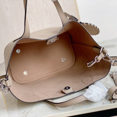 Alternative view of Wholesale Luxury Louis Vuitton Blossom Pm M21849