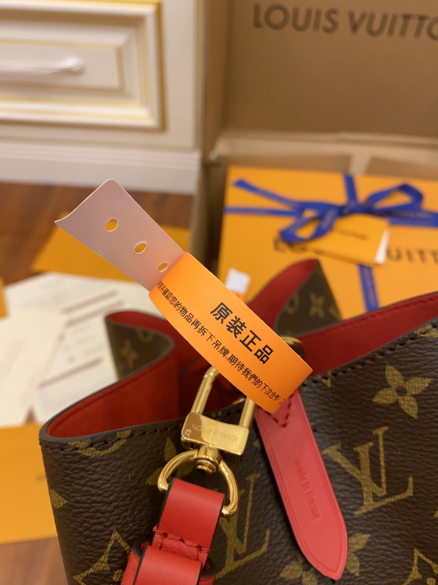 Wholesale Luxury Louis Vuitton Neonoe Mm M44021 - Image 7