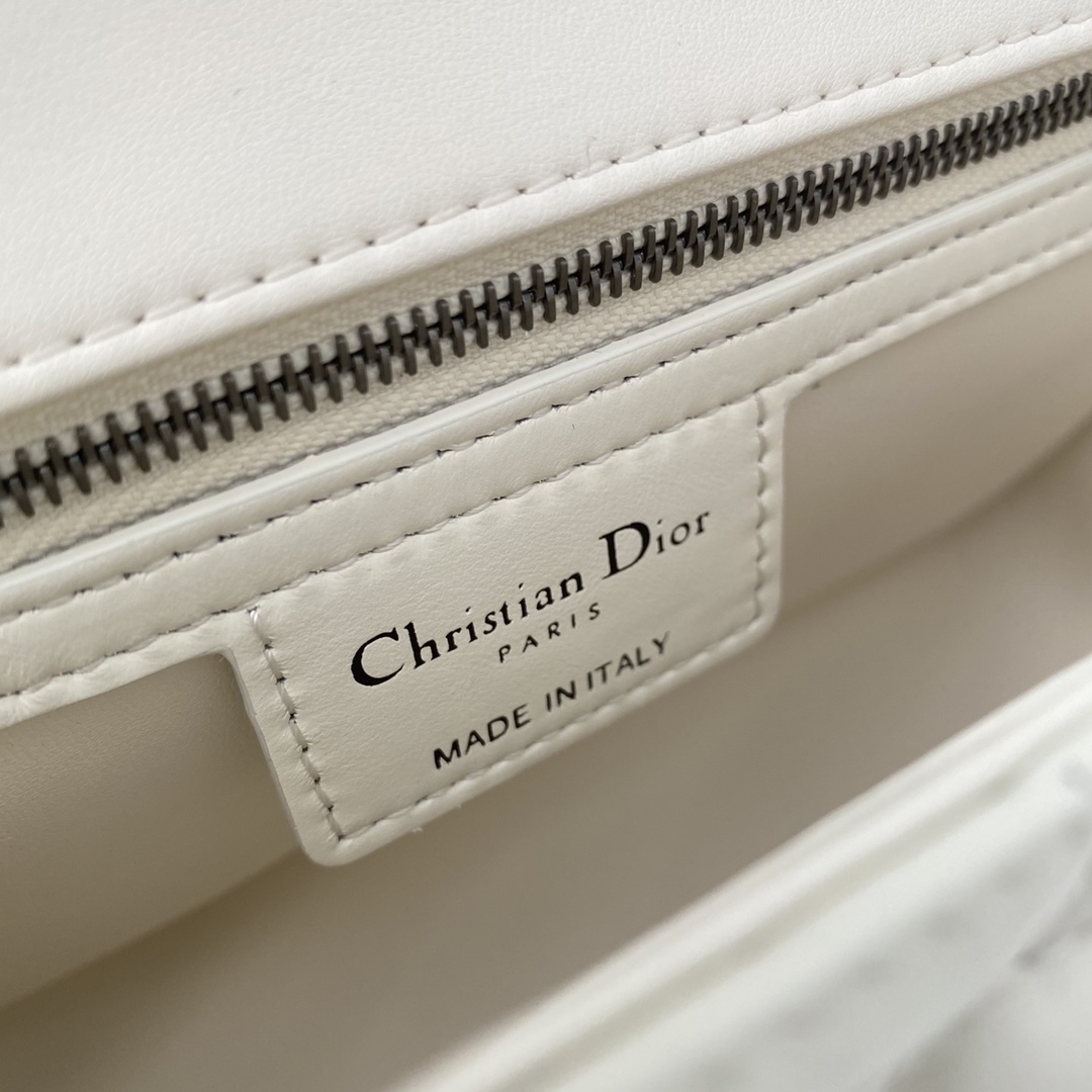Wholesale Luxury Dior Medium Caro Bag M9242Bngk_M030 - Image 2