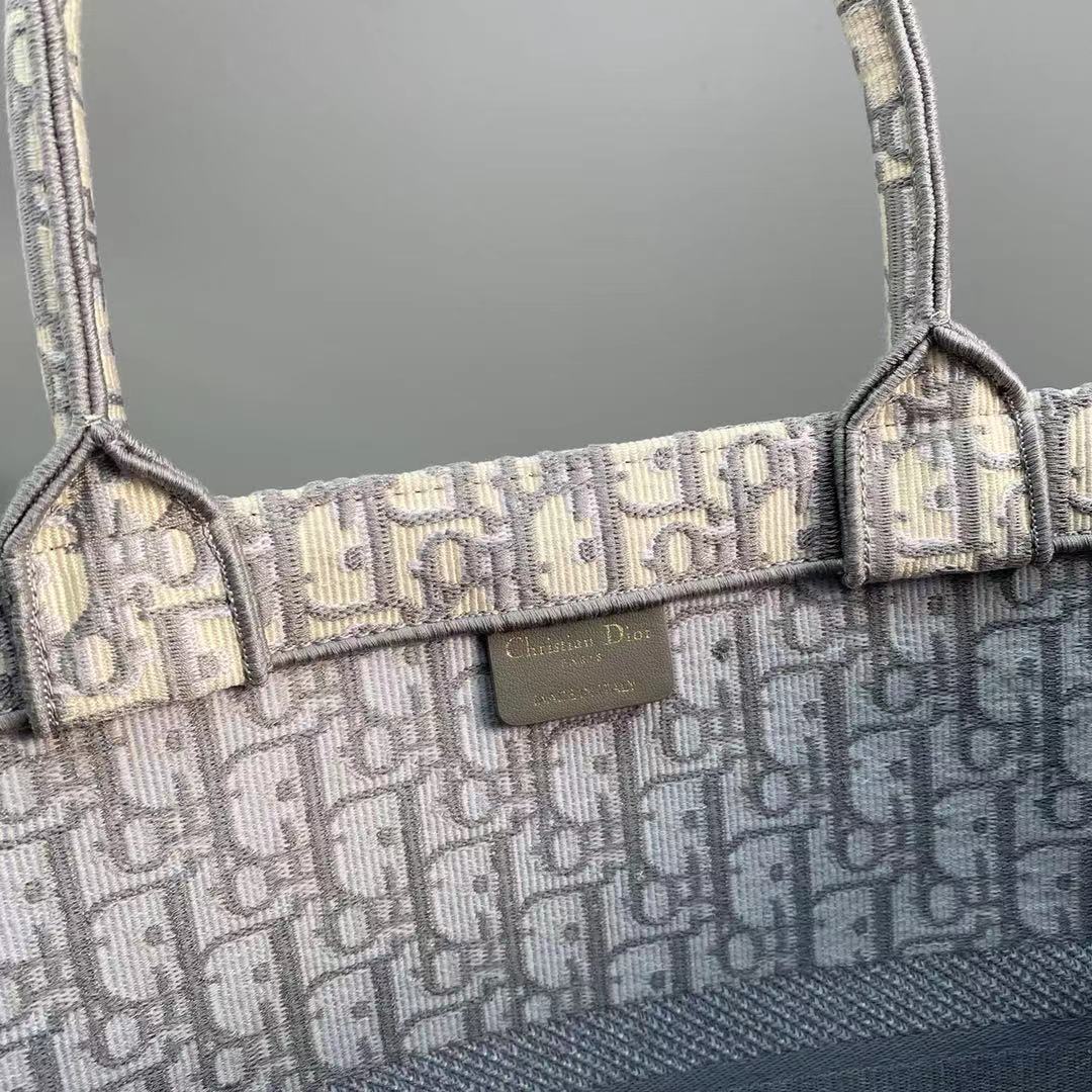 Wholesale Luxury Dior Book Tote Medium Gray Dior Oblique Embroidery M1296Zriw_M932 - Image 5