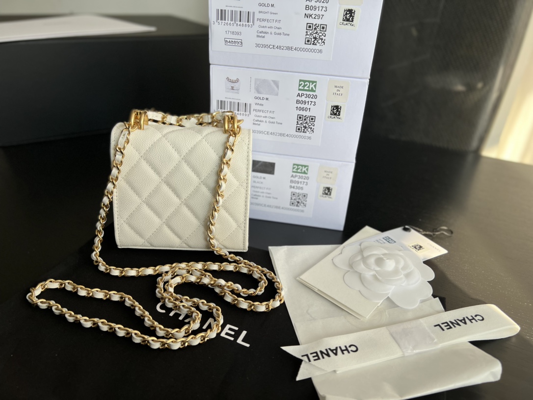 Wholesale Luxury Chanel Clutch With Chain - Image 6