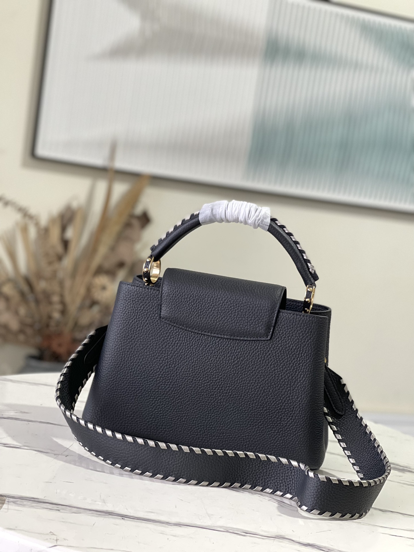 Wholesale Luxury Louis Vuitton Z Capucines Mm M21121 - Image 9