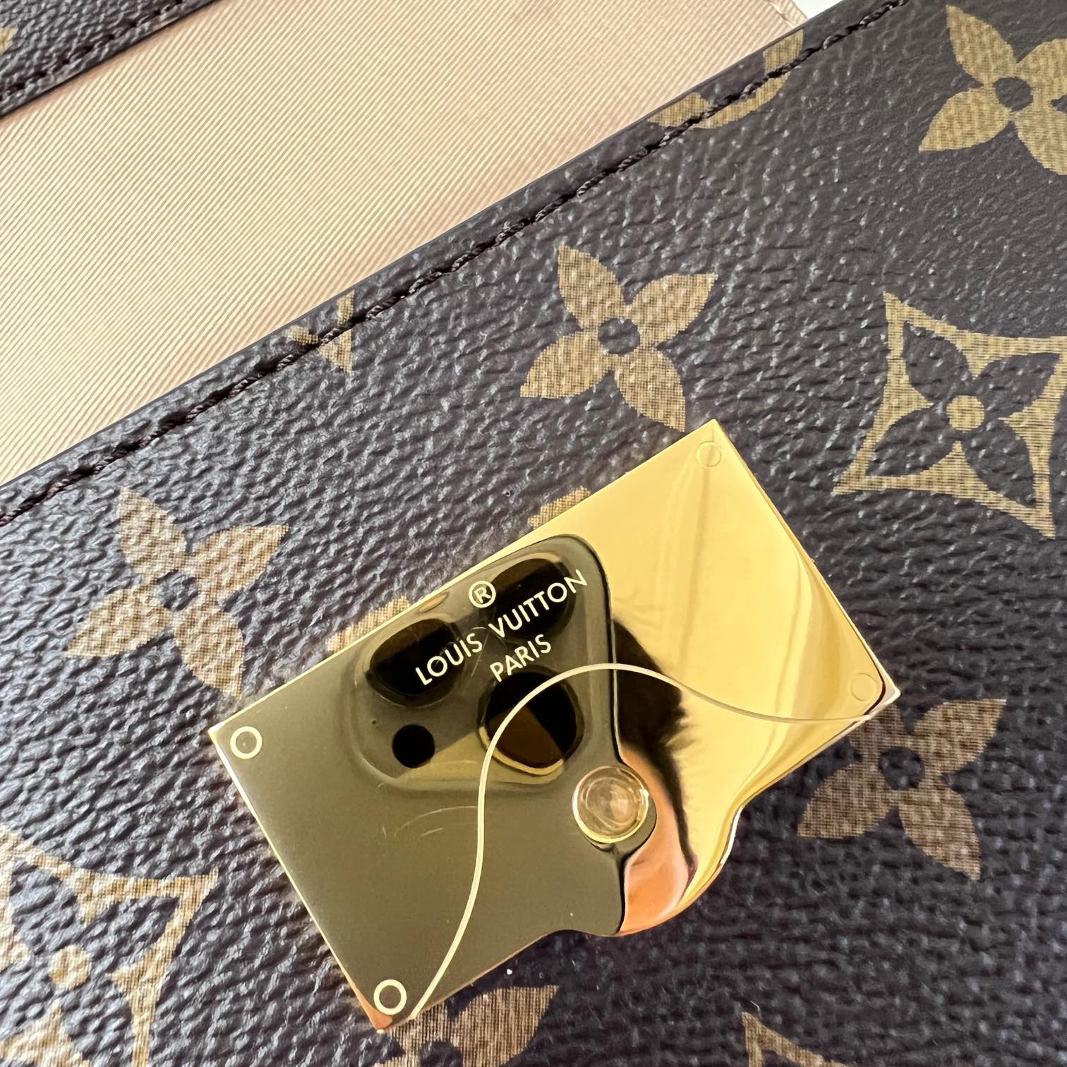 Wholesale Luxury Louis Vuitton Cluny Bb M46055 - Image 3