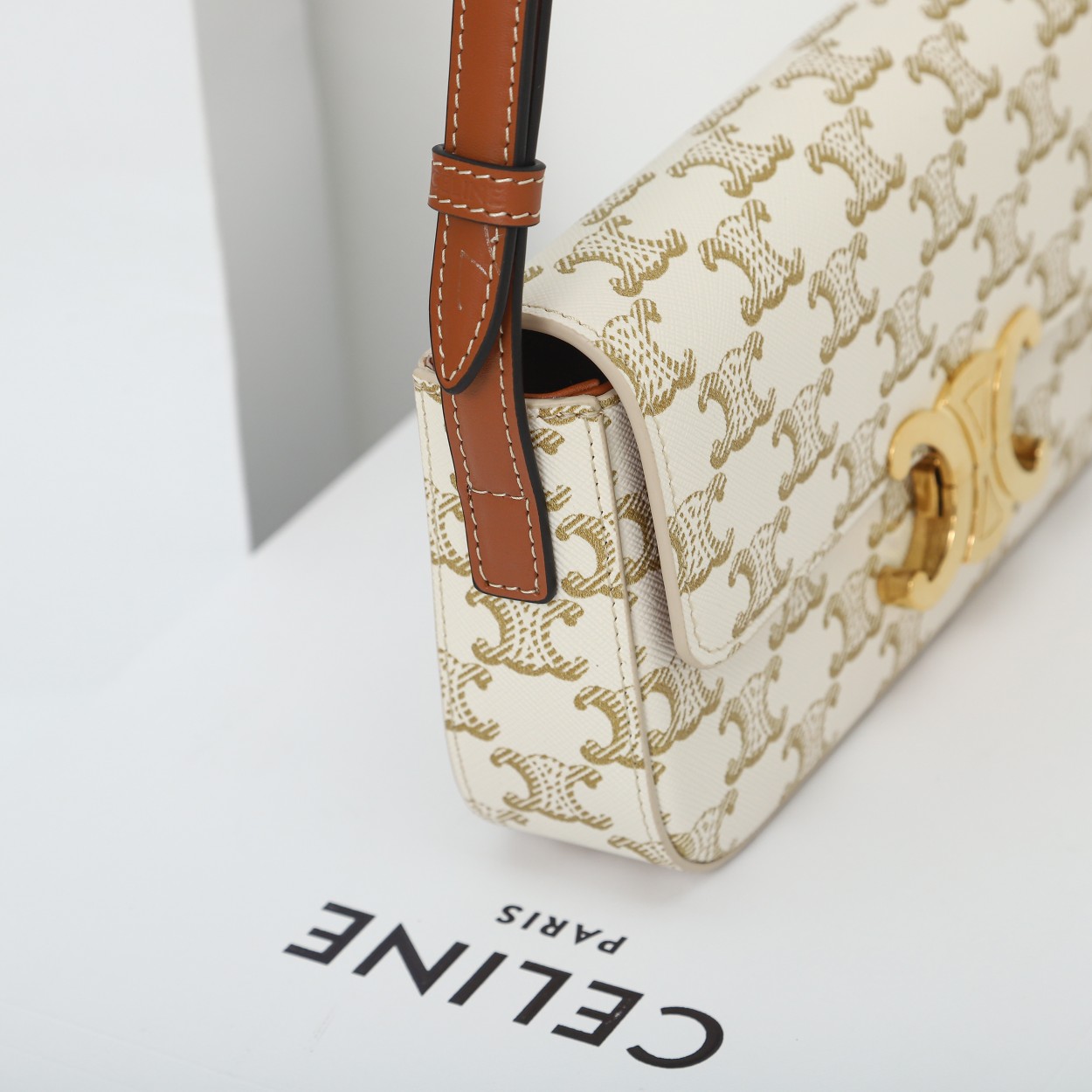 Wholesale Luxury Celine Classique Triomphe Bag - Image 6