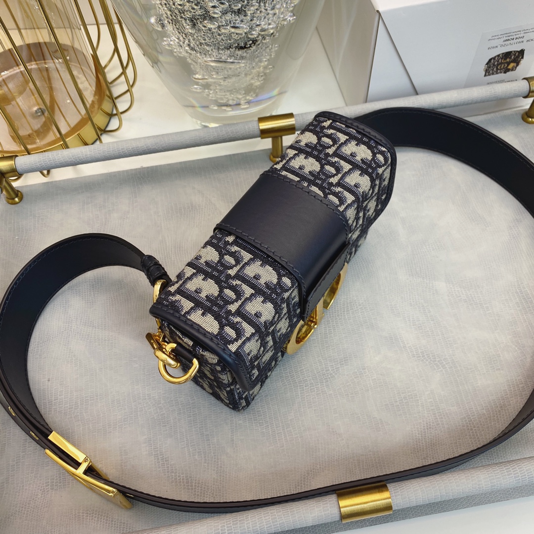 Wholesale Luxury Dior 30 Montaigne Box Bag M9204Utzq_M928 - Image 5