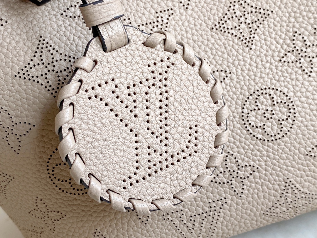 Wholesale Luxury Louis Vuitton Blossom Pm M21849 - Image 4