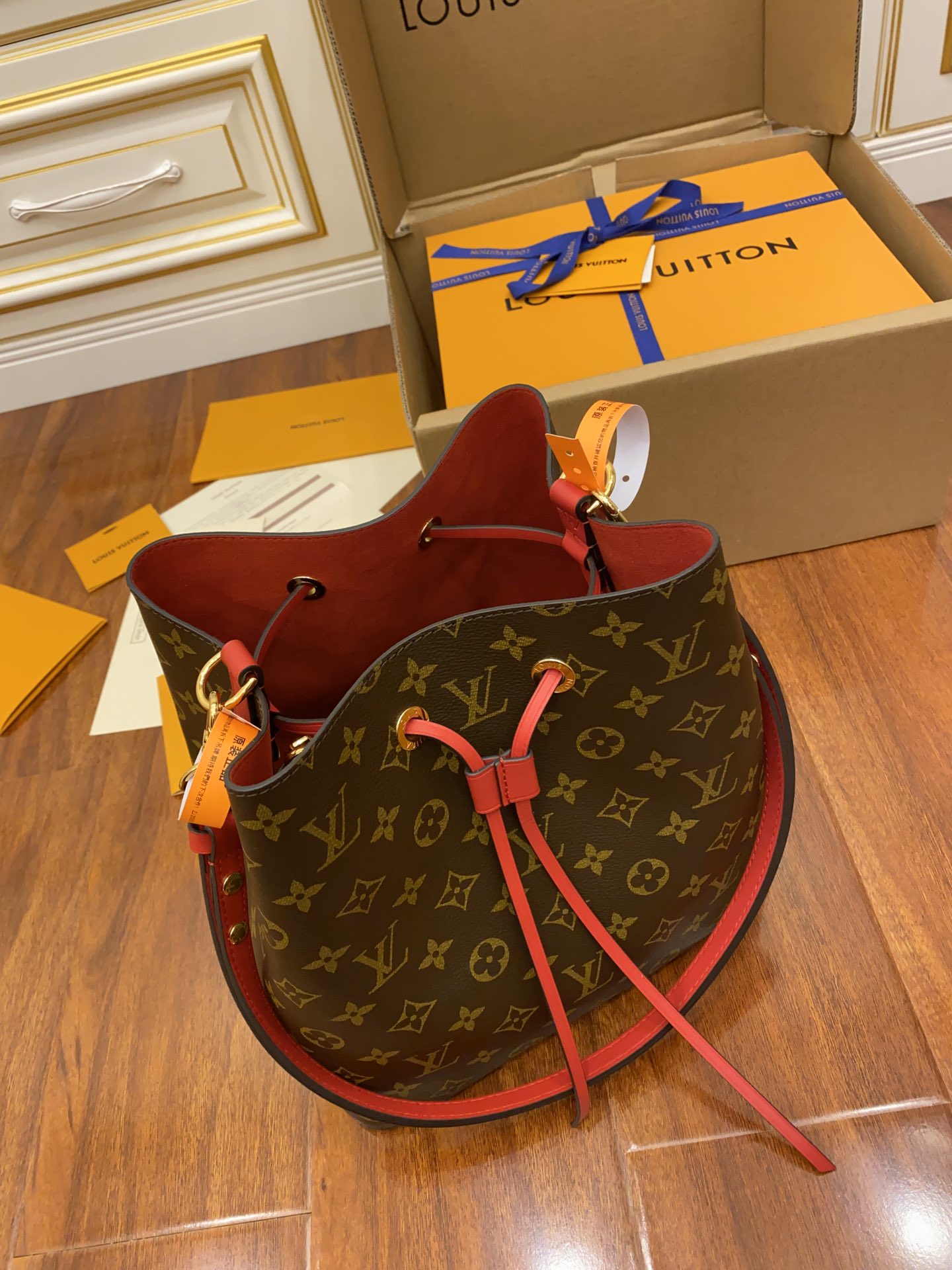 Wholesale Luxury Louis Vuitton Neonoe Mm M44021 - Image 8