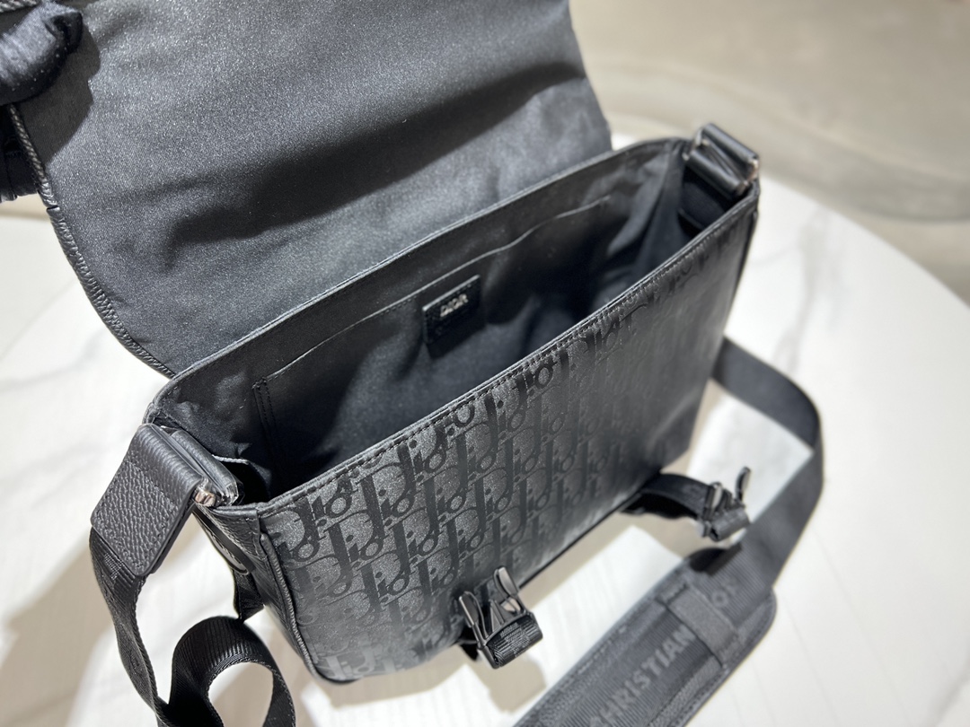 Wholesale Luxury Dior Explorer Messenger Bag 1Esme061Yih_H03E - Image 2