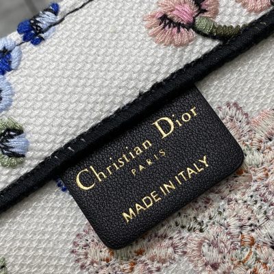 Alternative view of Wholesale Luxury Dior Book Tote Medium White Multicolor Dior Petites Fleurs Embroidery M1296Zeau_M933