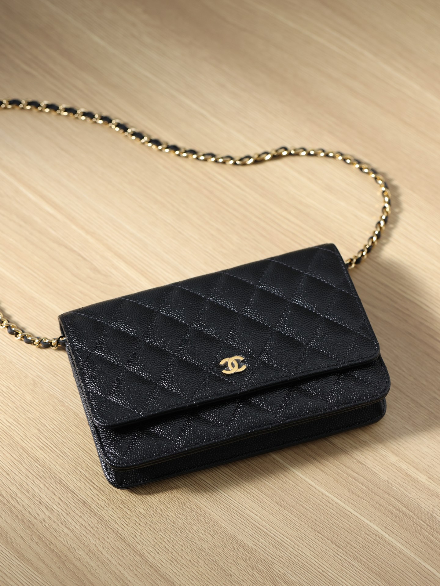 Wholesale Luxury Chanel Woc Gold Chain Black