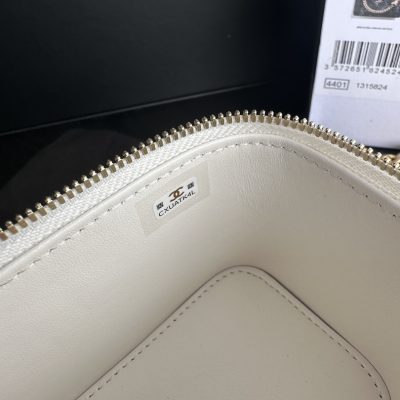 Alternative view of Wholesale Luxury Chanel Clutch With Chain Grained Calfskin  Gold-Tone Metal White Ap3203