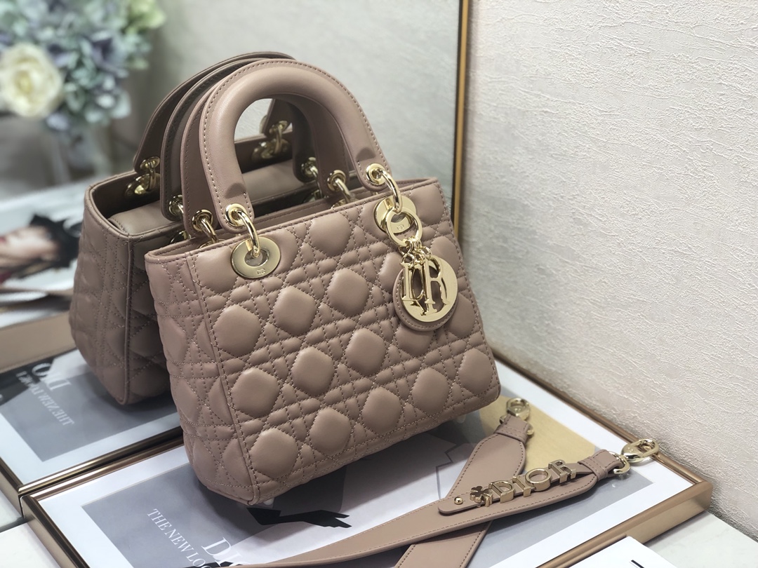 Wholesale Luxury Dior Medium Lady Dior Bag Cherry Rose Des Vents Patent Cannage Calfskin M0565Owcb_M49P - Image 9