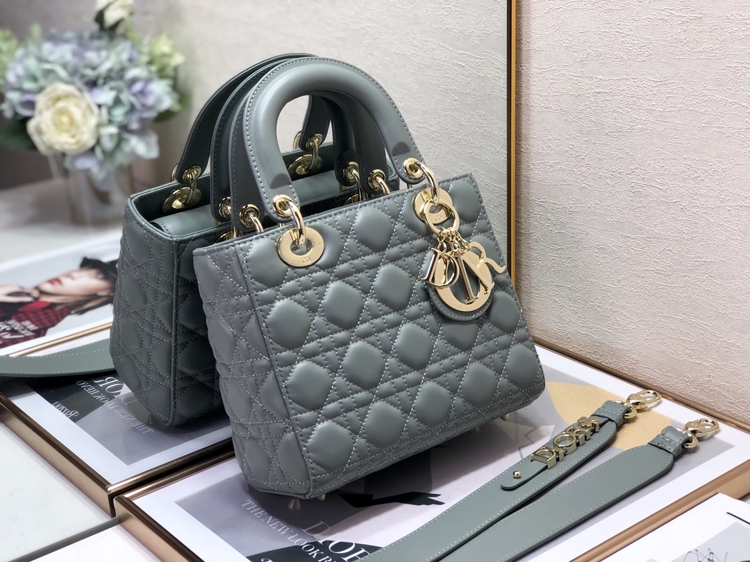 Wholesale Luxury Dior Medium Lady Dior Bag Cloud Blue Patent Cannage Calfskin M0565Owcb_M81B - Image 7