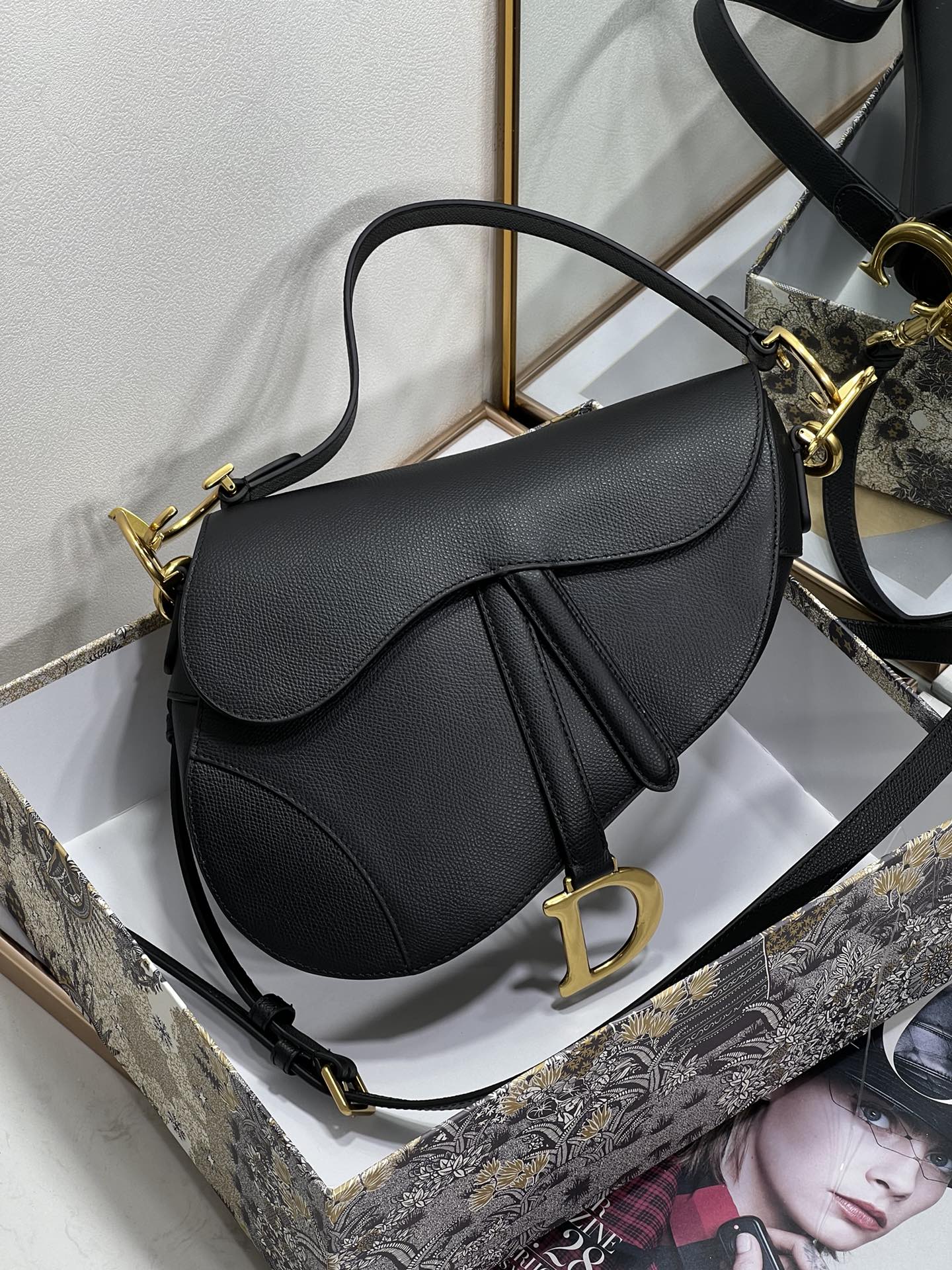 Wholesale Luxury Dior Saddle Bag Black Grained Calfskin M0455Cbaa_M900