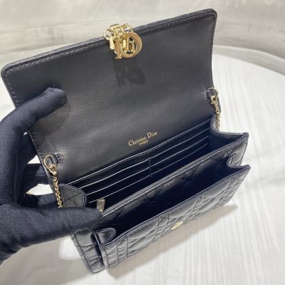 Alternative view of Wholesale Luxury Dior Lady Dior Chain Pouch S0937Onmj_M900