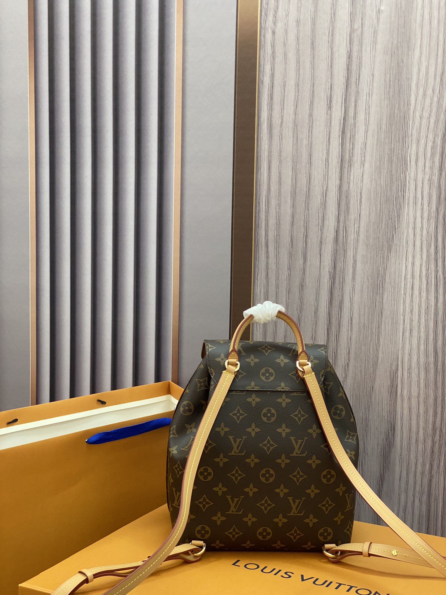 Wholesale Luxury Louis Vuitton Montsouris Pm M45501 - Image 8