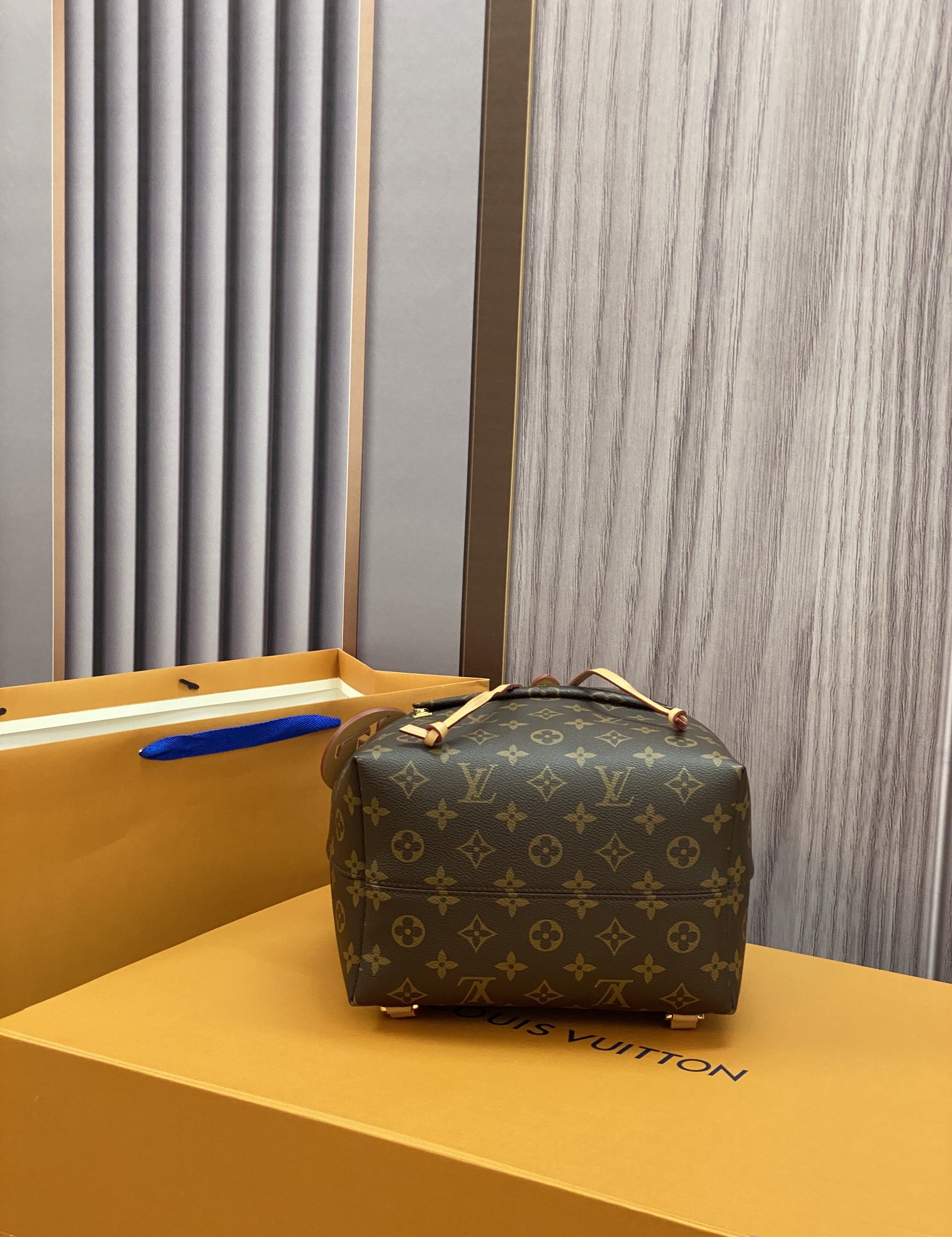 Wholesale Luxury Louis Vuitton Montsouris Pm M45501 - Image 7