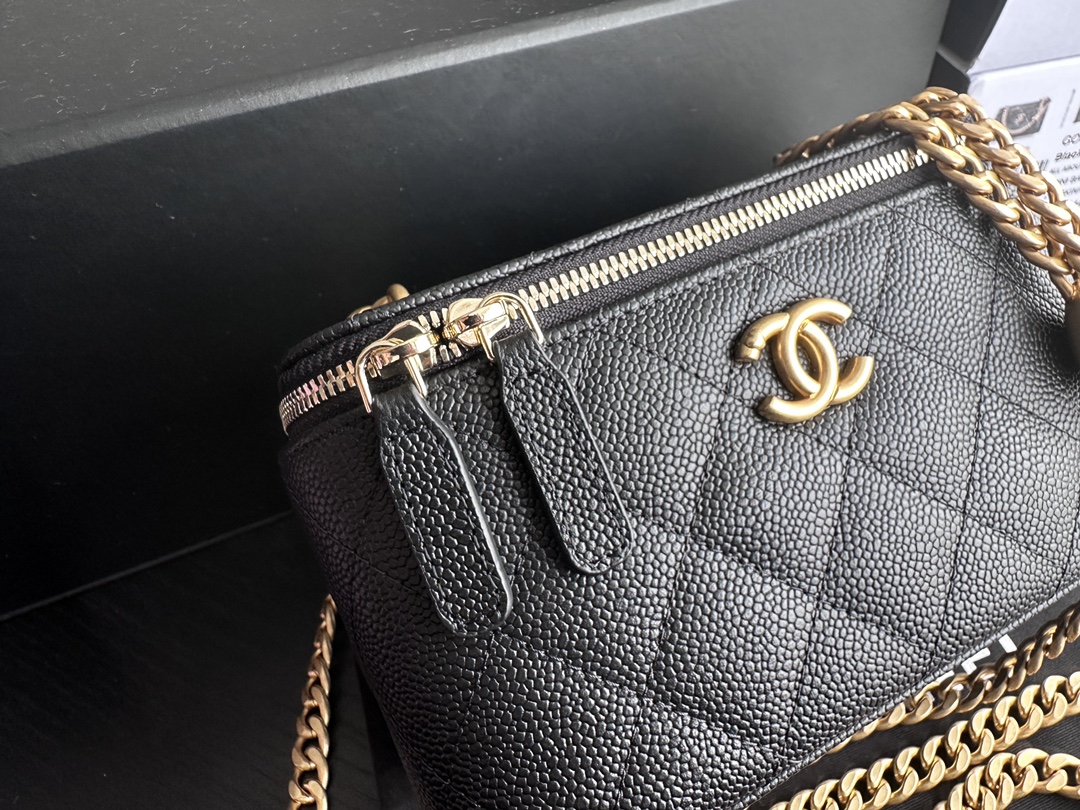 Wholesale Luxury Chanel Vanity Case Black Ap3204 - Image 8