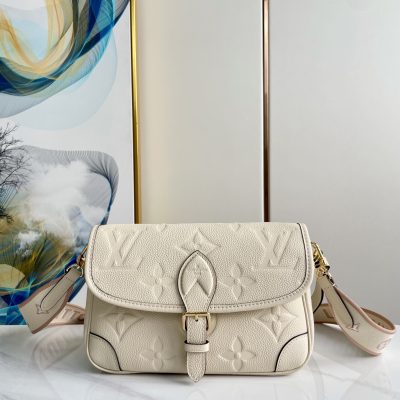 Wholesale Luxury Louis Vuitton Diane M46388