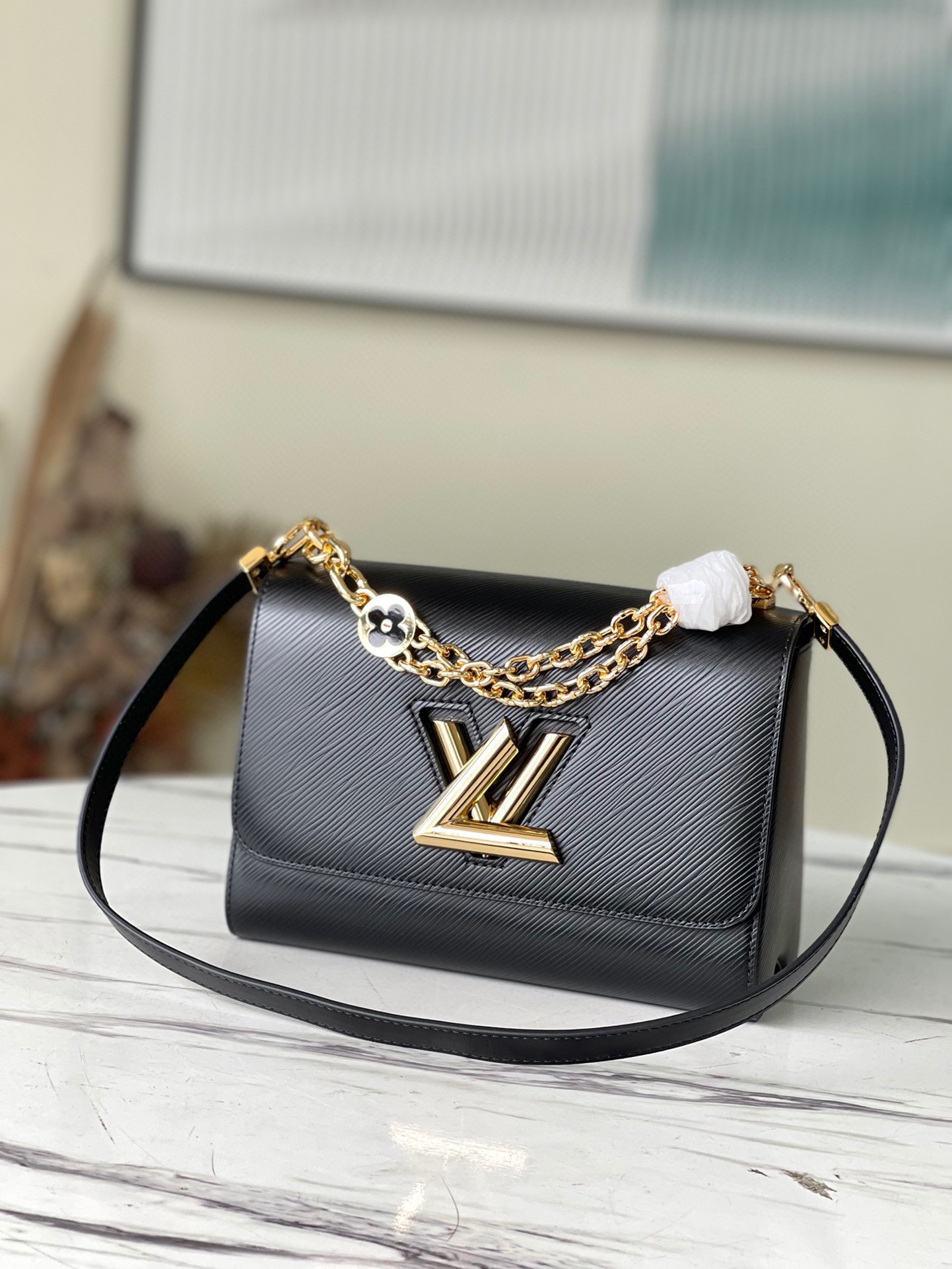Wholesale Luxury Louis Vuitton Twist Mm M59402