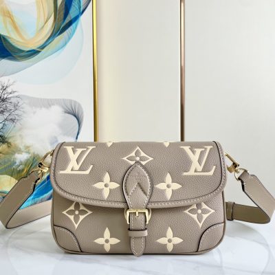 Wholesale Luxury Louis Vuitton Diane M46583