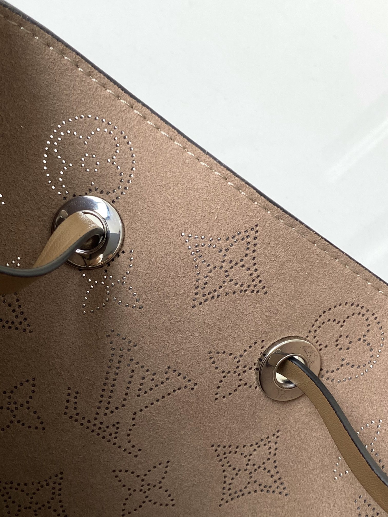 Wholesale Luxury Louis Vuitton Muria M55799 - Image 3